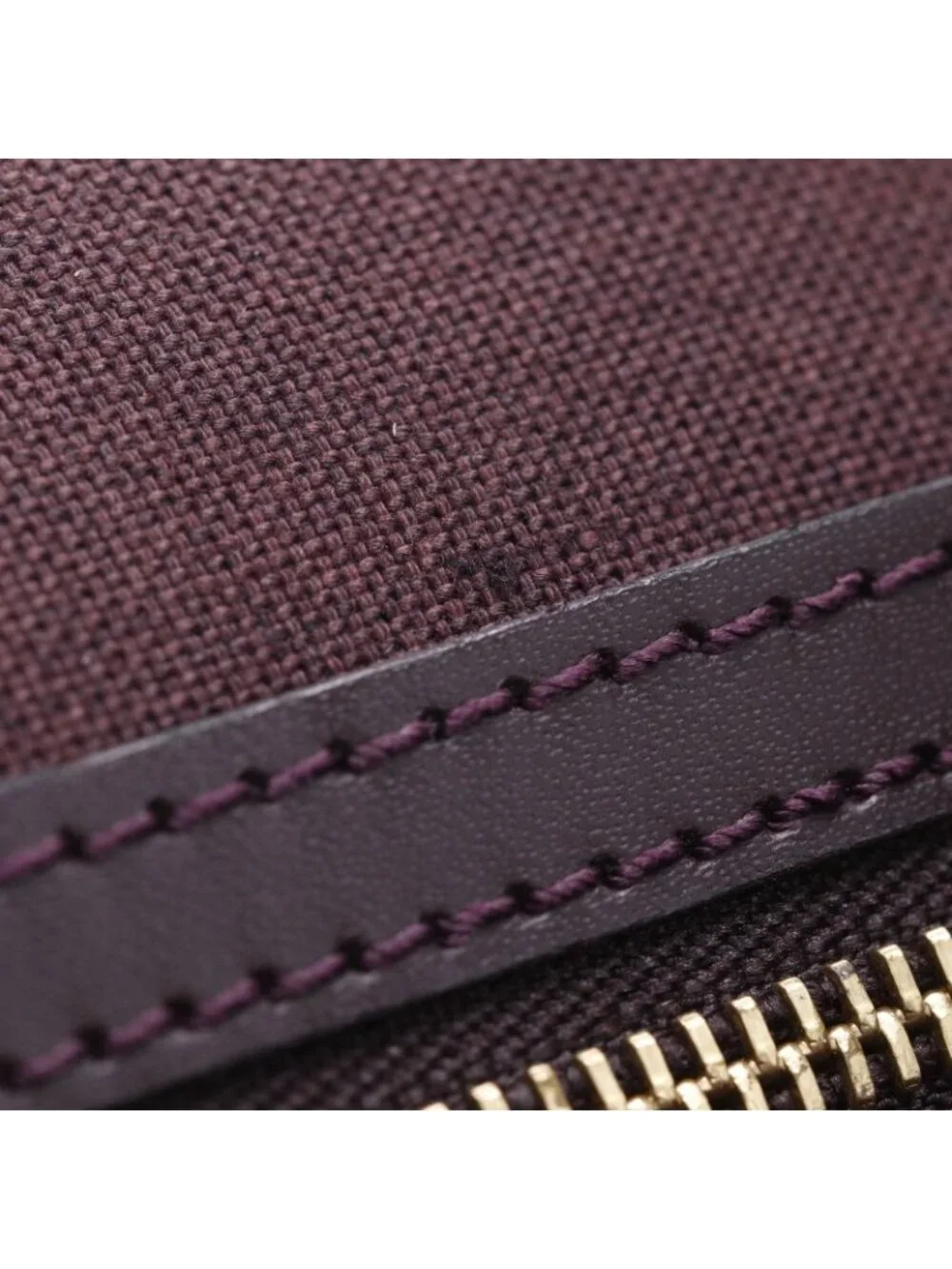 Louis Vuitton Yaranga Taiga Acajou Wine Red Shoulder Bag